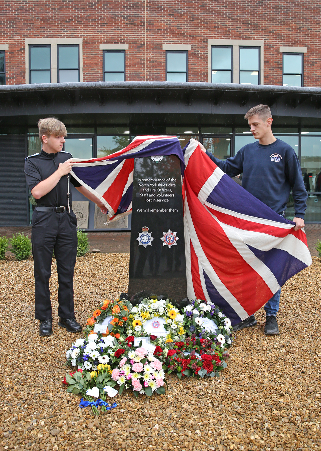 Police Cadet Harry Watters and Jacob Hudson ('LIFE' Course with the Fire Service) who unveiled the memorial.